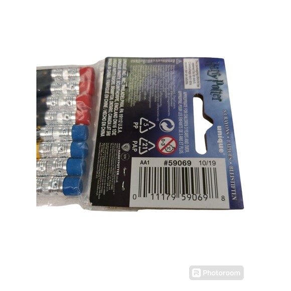New Harry Potter Pencils 8 Pack Ravenclaw Hufflepuff - Picture 3 of 3